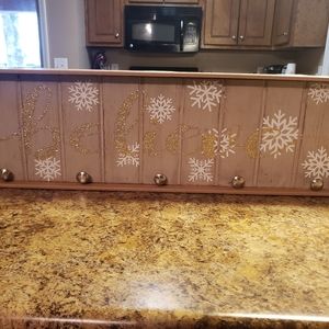 New in box Kirklands Wall Hanging (Decor)